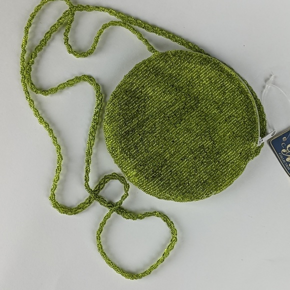 NWT C. Marie 5" Beaded Flower Round Purse - Picture 3 of 8